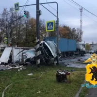 Смертельная авария под Ростовом Великим: столкнулись &laquo;ГАЗель&raquo; и грузовик