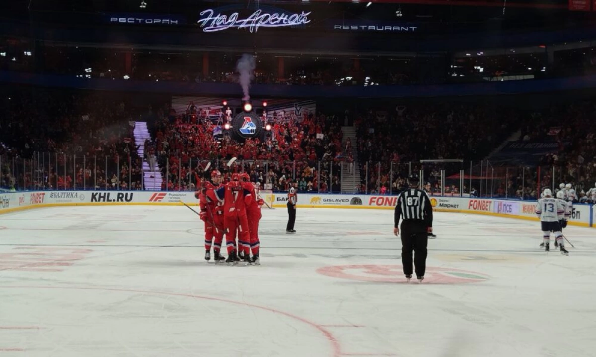 &laquo;Локомотив&raquo; одержал четвертую победу подряд, обыграв &laquo;Ладу&raquo;