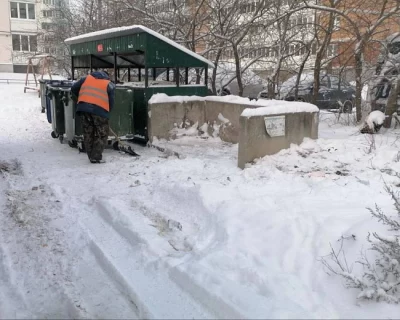 Ярославцам придут штрафы за парковку у мусорных площадок