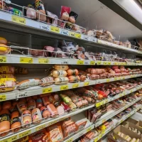 Жительница Ярославля пошла под суд за переклейку ценников в магазине