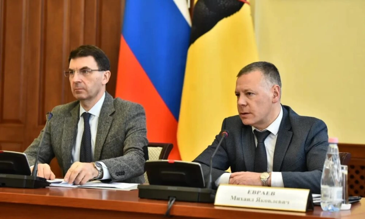 Михаил Евраев обсудил с Игорем Щеголевым меры поддержки ответственного бизнеса