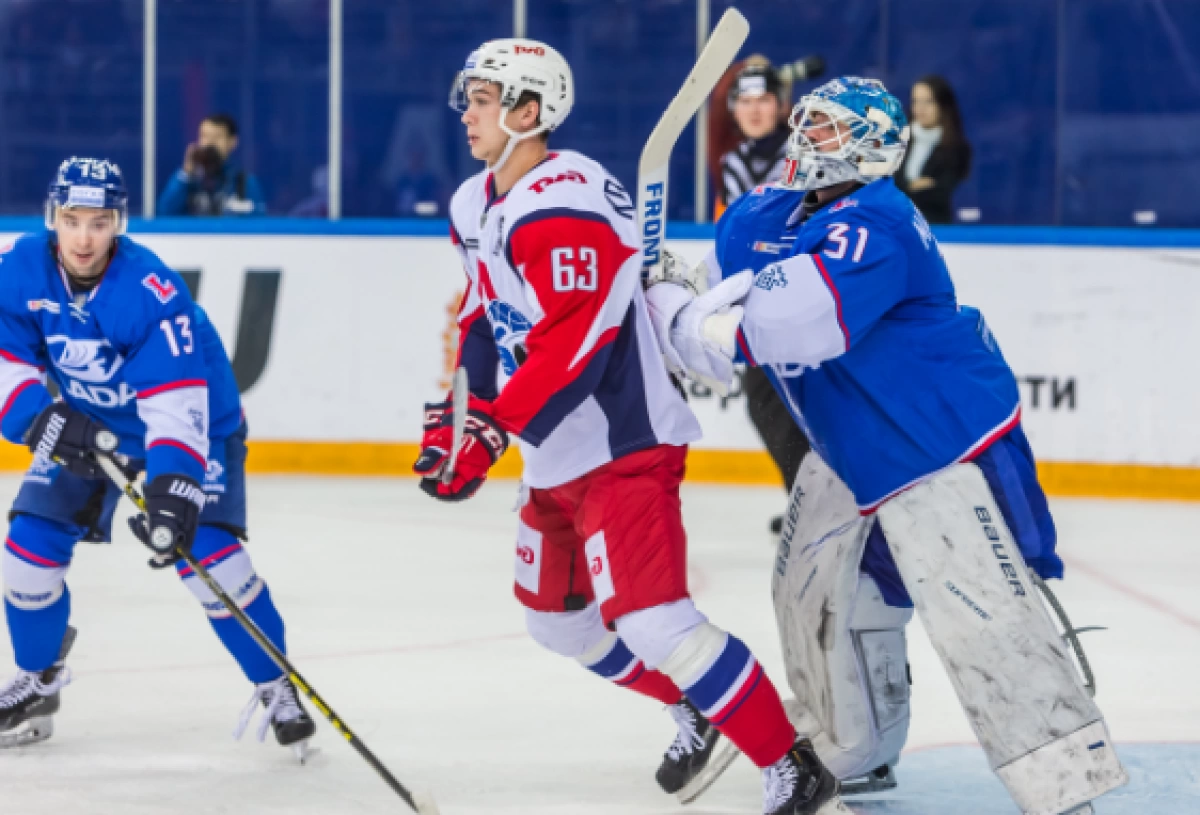 Хоккейные традиции в Тольятти: на матче «Лада» – «Локомотив» поднимут стяг местной легенды Хоккейные традиции в Тольятти: на матче «Лада» – «Локомотив» поднимут стяг местной легенды