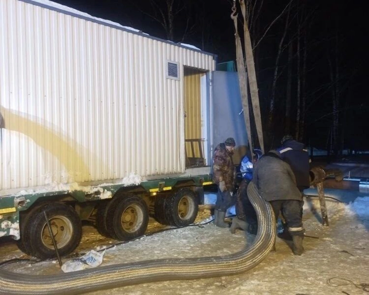 В ярославской деревне в режиме ЧС подключили блочно-модульную котельную В ярославской деревне в режиме ЧС подключили блочно-модульную котельную