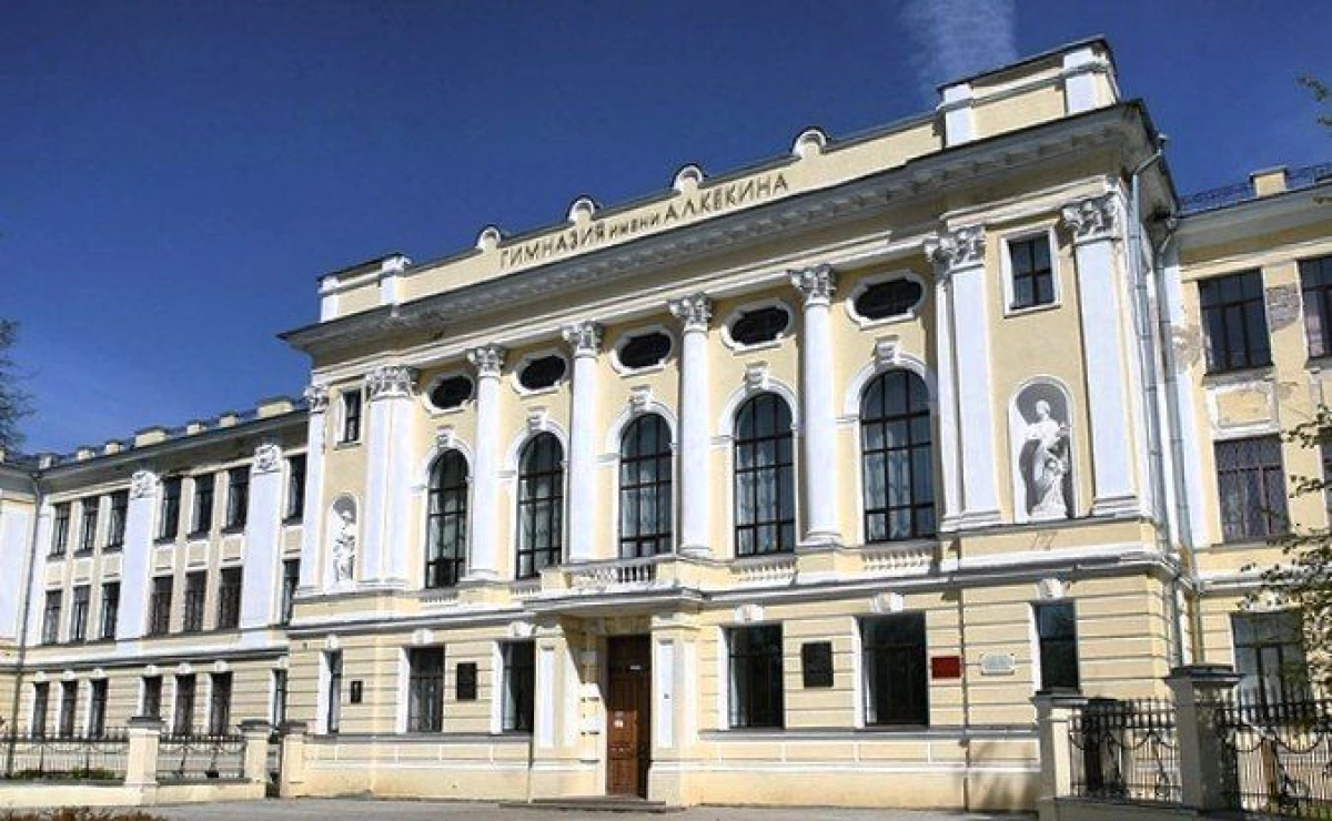 Реставрация исторических фасадов в Ярославской области: Гимназия имени Кекина и другие объекты