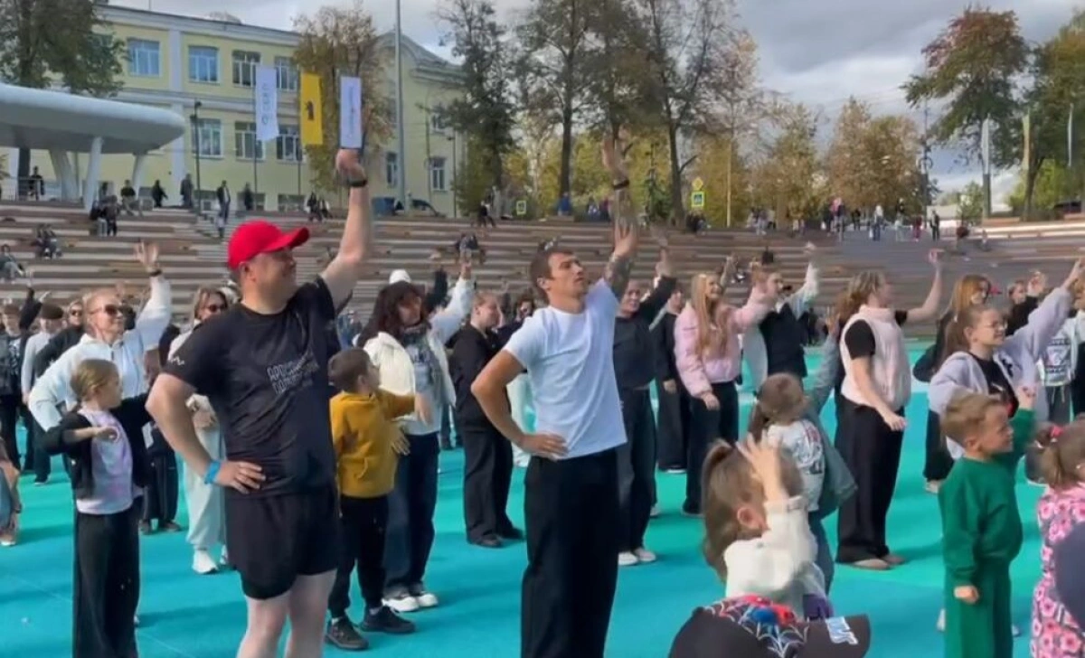 На обновленном стадионе &laquo;Спартаковец&raquo; в Ярославле прошла первая тренировка