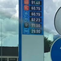 Губернатор сообщил о дополнительных поставках топлива в Ярославскую область