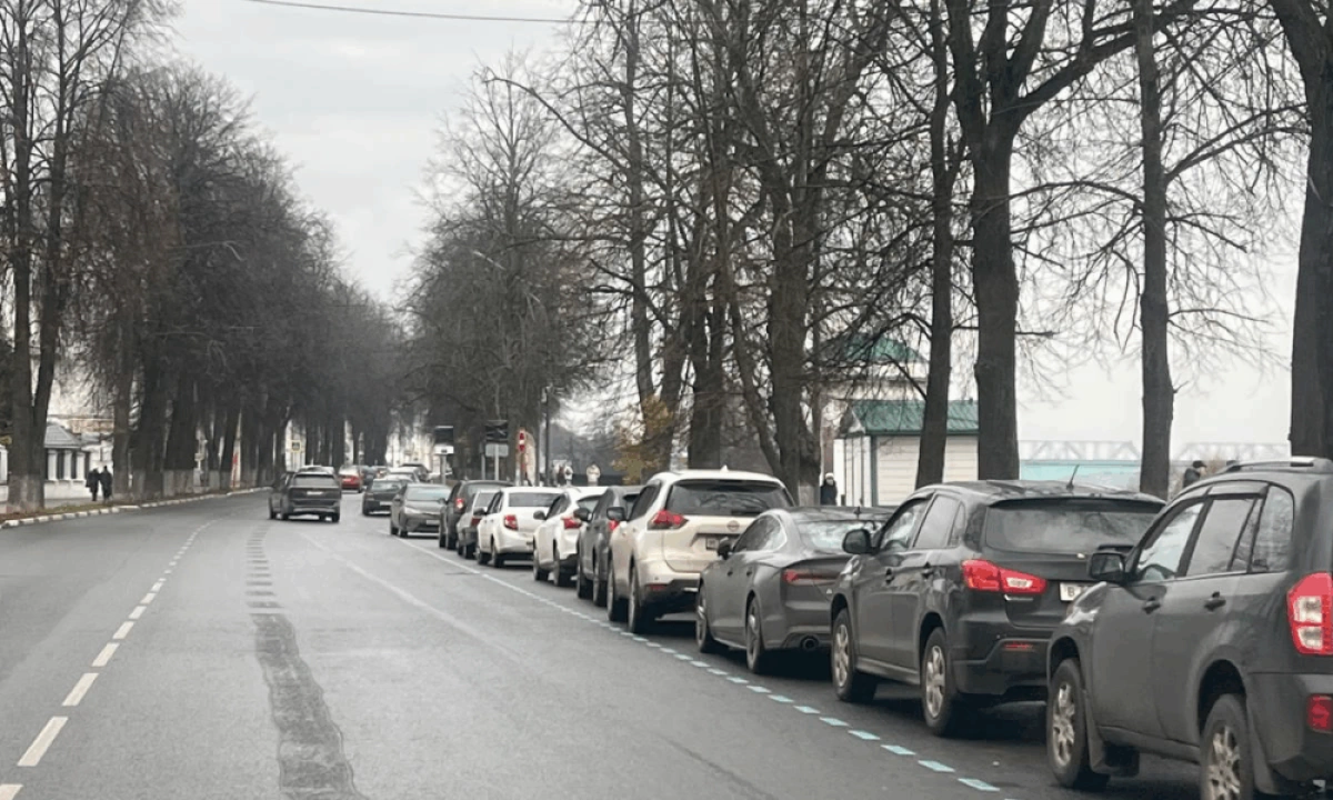 В Ярославской области сдвинули дату запуска платных парковок В Ярославской области сдвинули дату запуска платных парковок