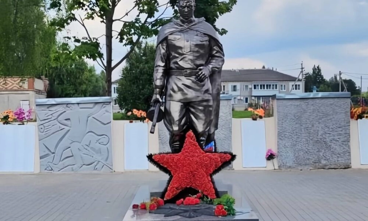 В Ярославской области благоустроено около 270 воинских мемориалов и захоронений