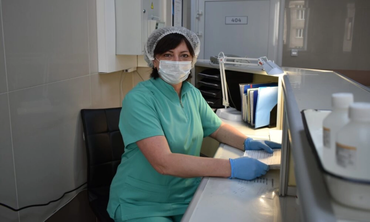 В Ярославской области ежедневно публикуют данные о свободных явках к врачам