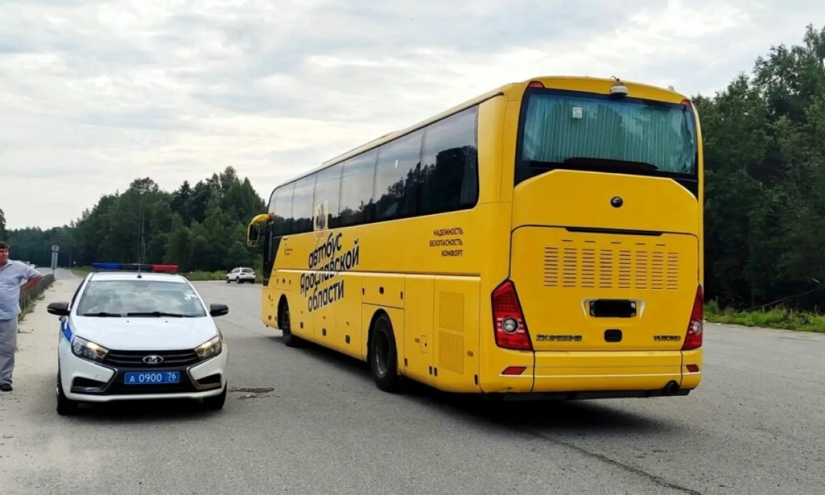 На трассе Ярославль-Рыбинск выявляли небезопасные автобусы