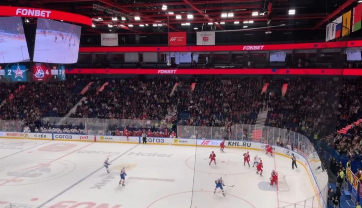 «Локомотив» на своем льду одержал победу над СКА «Локомотив» на своем льду одержал победу над СКА