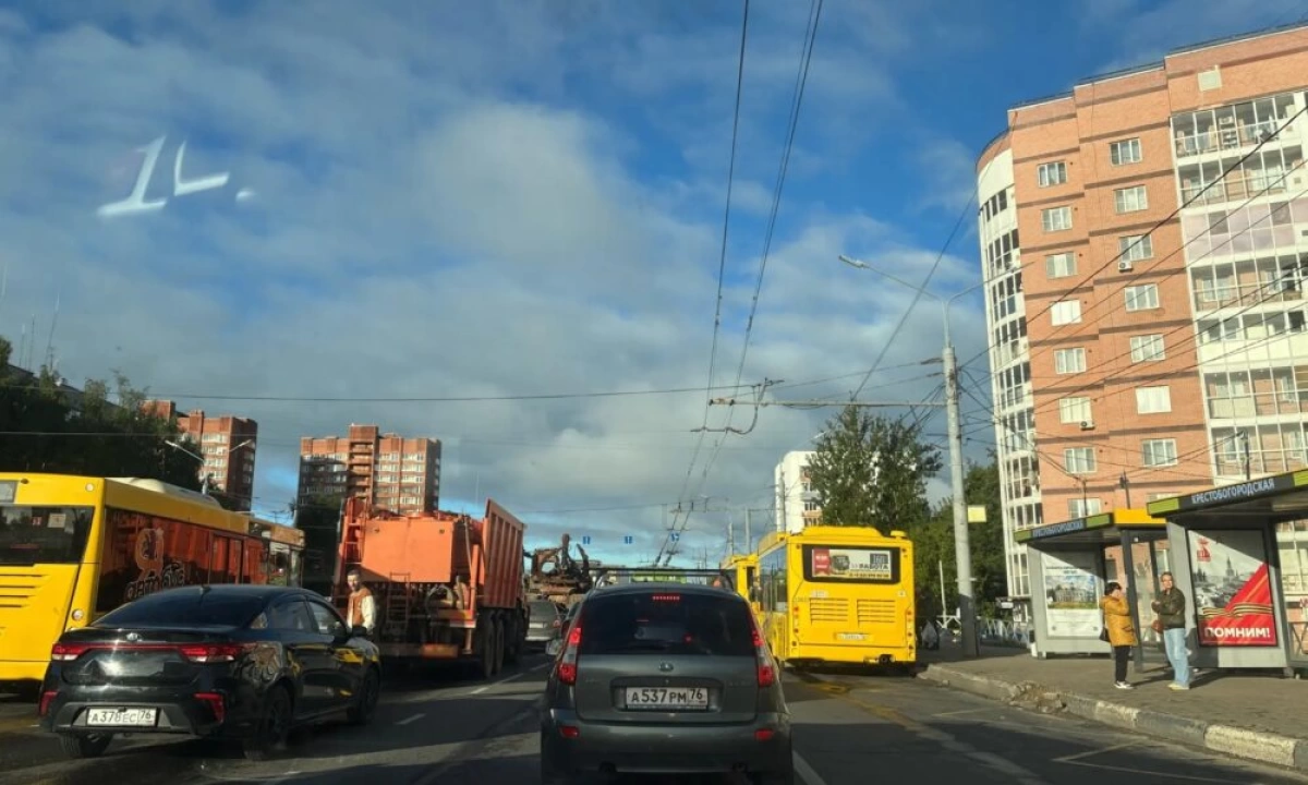 Ярославцы сообщают о снятом перекрытии Московского проспекта