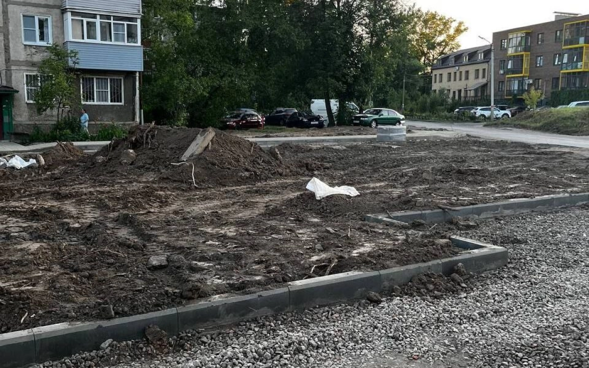 В Ярославле прокуратура выявила нарушения при благоустройстве брагинских дворов В Ярославле прокуратура выявила нарушения при благоустройстве брагинских дворов