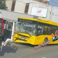 Водителю стало плохо: подробности ДТП с врезавшимся в грузовик &laquo;Яавтобусом&raquo;