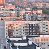 В Ярославле жильцов квартиры обязали снести пристроенную лоджию