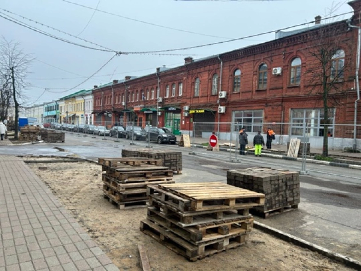 В Ярославле для создания пешеходного центра закрывают часть улицы Депутатской В Ярославле для создания пешеходного центра закрывают часть улицы Депутатской