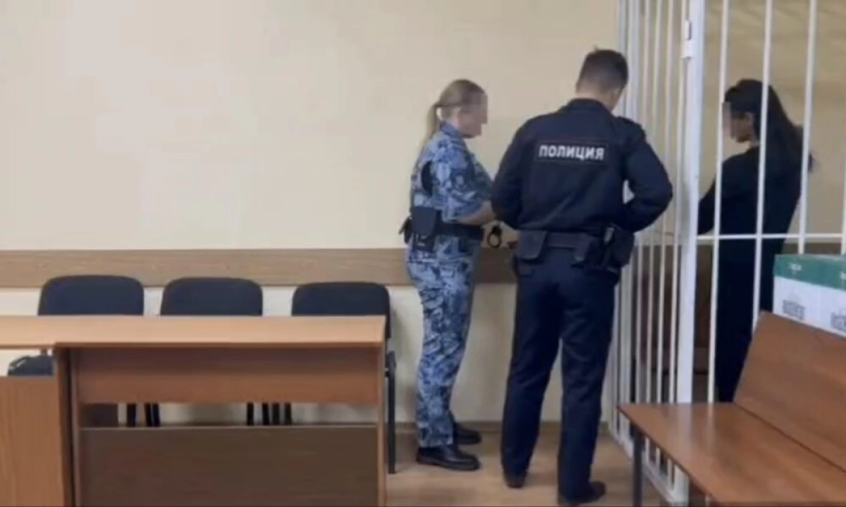 Гастролерша обокрала 89-летнюю пенсионерку в Ярославле