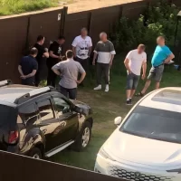 Суд выигран, но тишины нет: в ярославском ДНП продолжают сдавать дом под шумные вечеринки