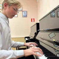 Некрасовская детская музыкальная школа получила новые музыкальные инструменты
