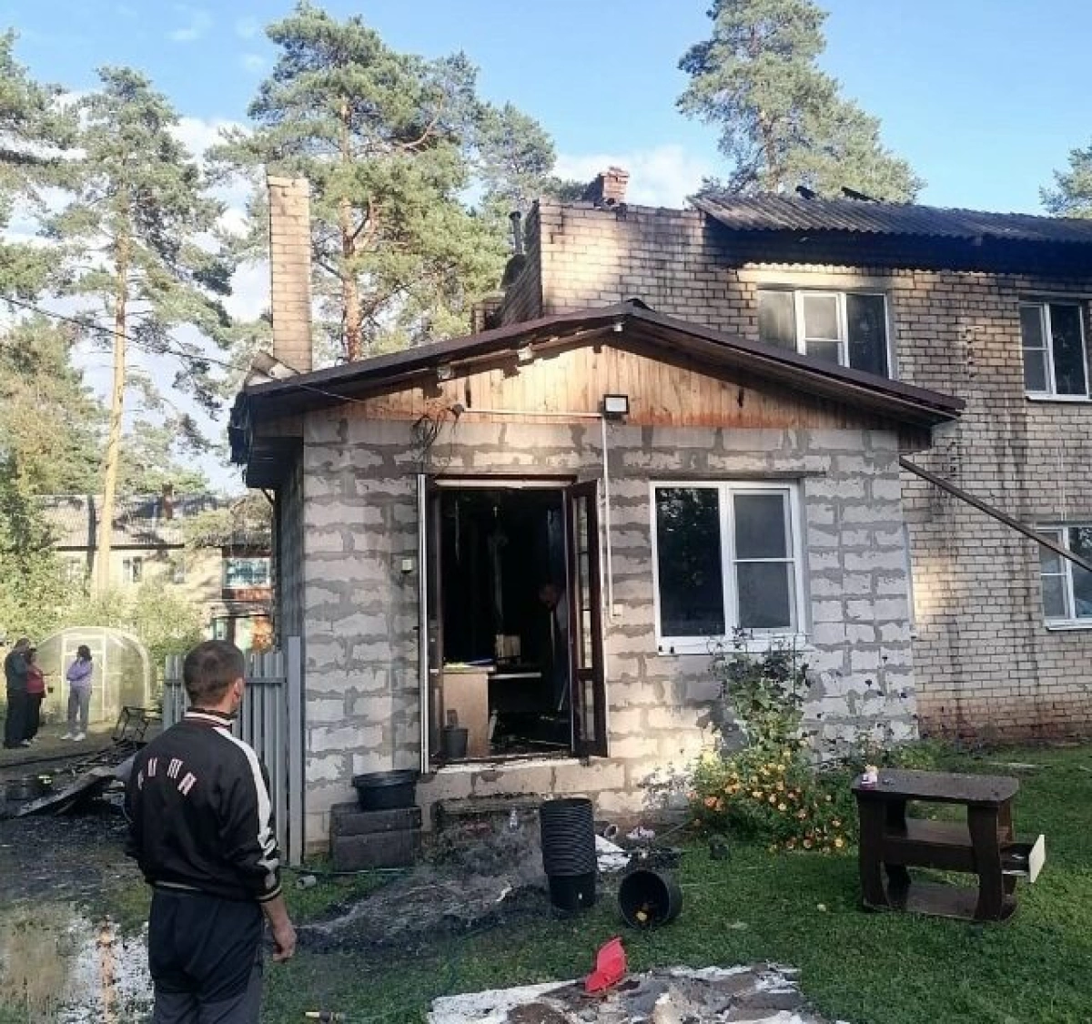 Пожар в "Левашово": Серьезные разрушения, пострадавших нет Пожар в "Левашово": Серьезные разрушения, пострадавших нет