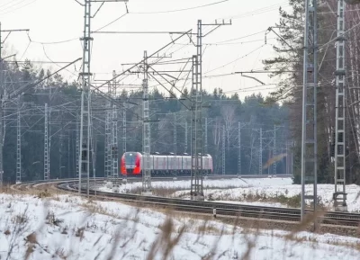 В Ярославской области из-за обледенения проводов задержалась «Ласточка»