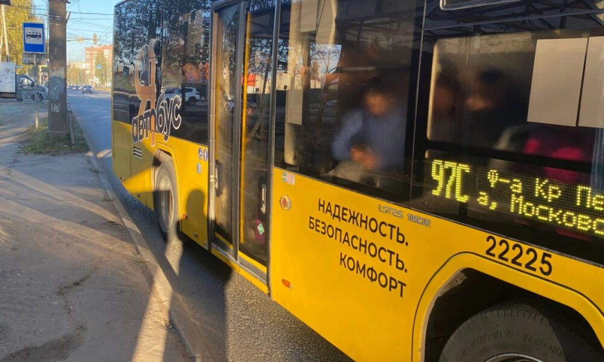 «Пропустила восемь автобусов»: брагинцы просят проверить пассажиропотоки «Пропустила восемь автобусов»: брагинцы просят проверить пассажиропотоки