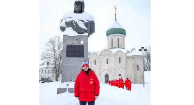 Роман Ротенберг предложил сыграть в хоккей на Плещеевом озере