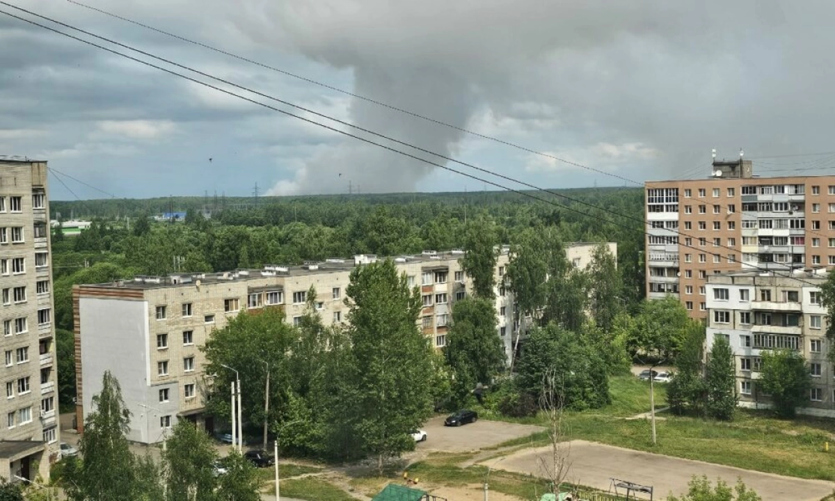 «Всё в дыму, глаза слезятся»: город в Ярославской области накрыл мусорный смрад «Всё в дыму, глаза слезятся»: город в Ярославской области накрыл мусорный смрад