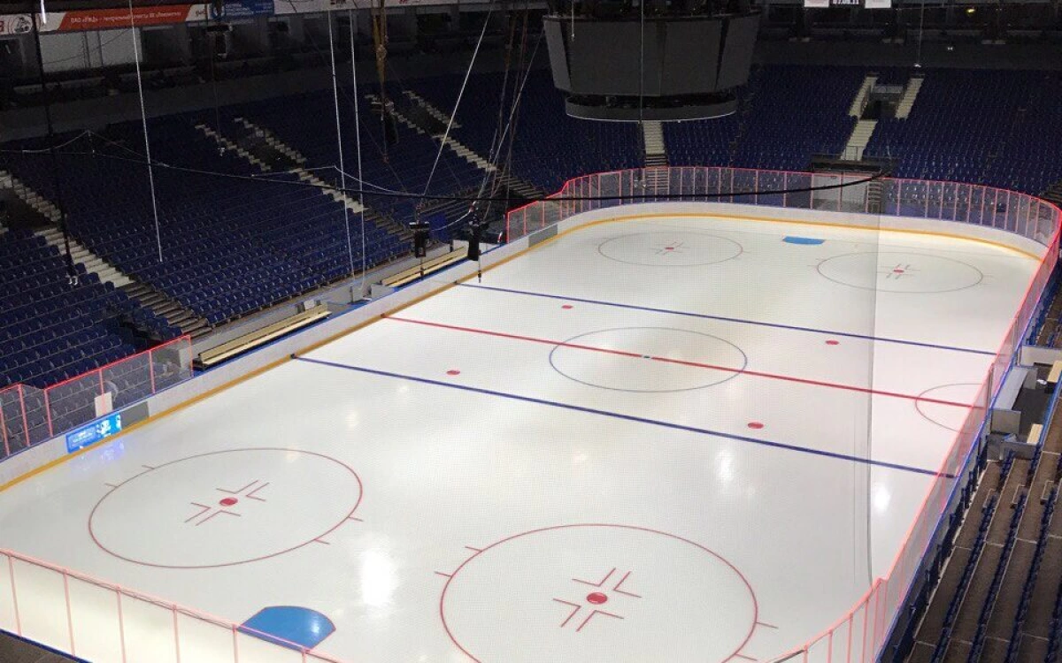 Женщина-комментатор хоккея Наталья Кларк: прорыв, провокация или пиар-ход?