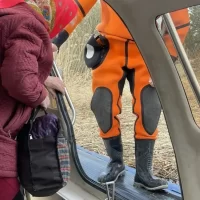 В Ярославской области с острова эвакуировали пожилую женщину