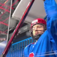 Хоккеист извинился перед болельщиками за крупное поражение «Локомотива»