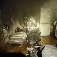 Рыбинские огнеборцы спасли собаку из горящей квартиры