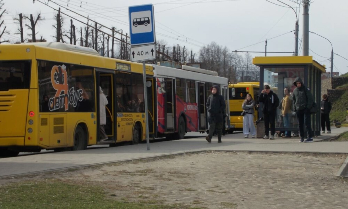 Проехал колесом по ноге: пассажирка &laquo;Яавтобуса&raquo; отсудила 900 тысяч за травмы