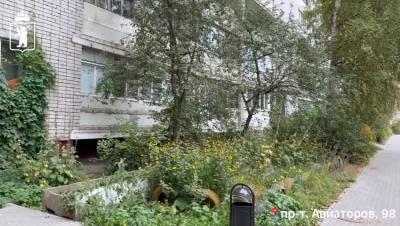 В Ярославле жителей благоустроенного двора предупредили о штрафах за покрышки