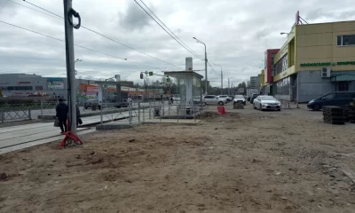 Территорию вдоль новых трамвайных путей обещают привести в порядок до конца мая