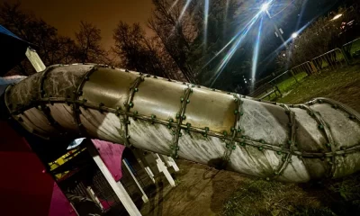 В детском парке на проспекте Ленина демонтируют часть игрового городка