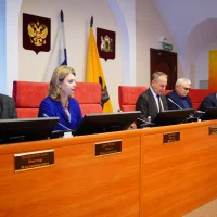 Облдума утвердила новые меры соцподдержки участников СВО и школьных учителей