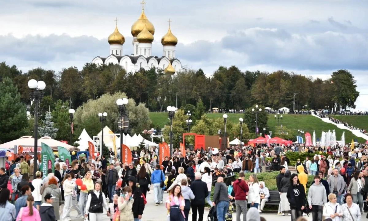 Михаил Евраев: &laquo;Каждый турист инвестирует в экономику Ярославской области&raquo;