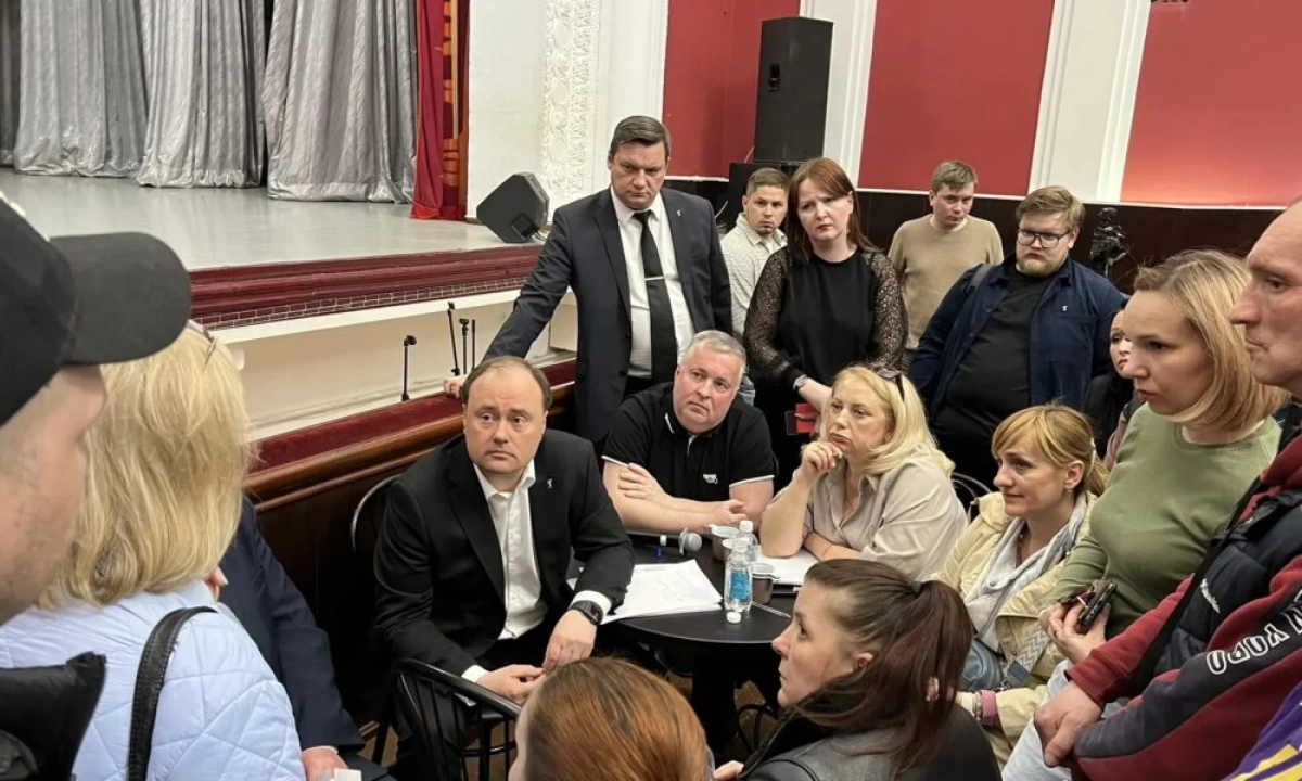 Мэр Ярославля назвал «небыстрым» вопрос с новым жильем для погорельцев с Перекопа Мэр Ярославля назвал «небыстрым» вопрос с новым жильем для погорельцев с Перекопа