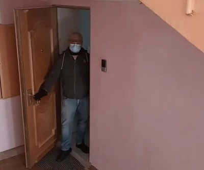 Конфликт жильцов дома в Ярославле и клиники косметологии дошел до Бастрыкина