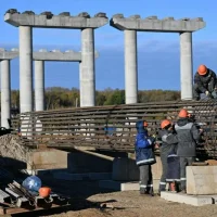 В Ярославле начали монтаж первого пролета третьего моста&nbsp;через Волгу