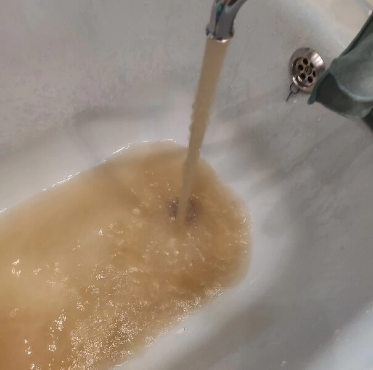 На «ТГК-2» завели дело из-за жалобы ярославца на горячую воду На «ТГК-2» завели дело из-за жалобы ярославца на горячую воду