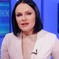 Известная телеведущая Юлия Тихомирова ушла с правительственного канала