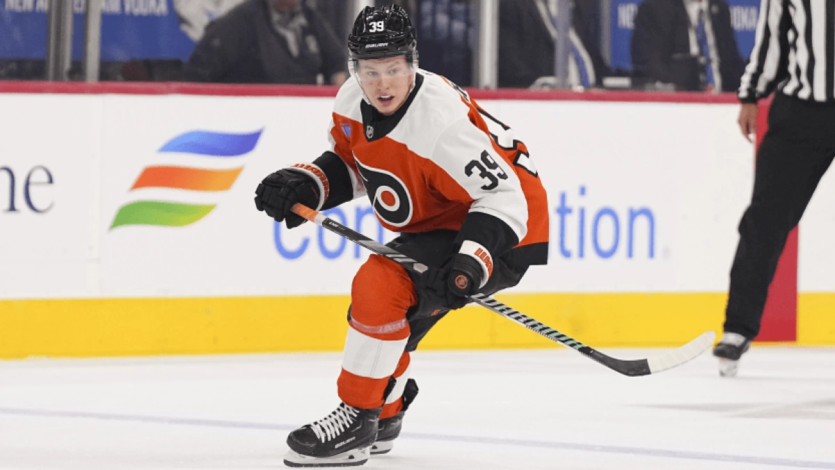 Россиянин Мичков нанес травму канадскому защитнику в НХЛ Россиянин Мичков нанес травму канадскому защитнику в НХЛ