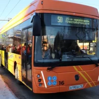 В Ярославле сотрудники завода-изготовителя пытаются разморозить электробусы