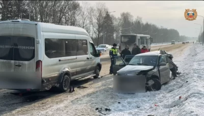 Под Ярославлем в тройном ДТП погиб водитель иномарки