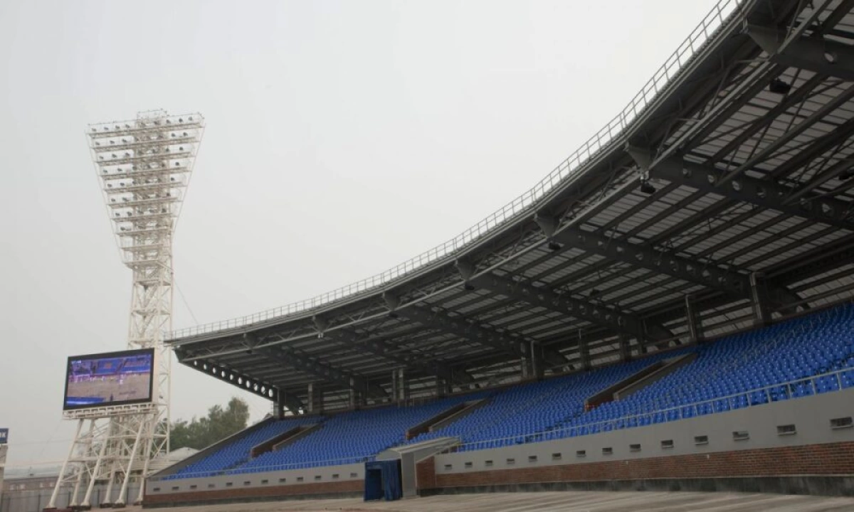 По судьбе стадиона «Шинник» идут переговоры