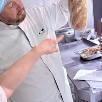 &laquo;Болят животы&raquo;: родители ярославских школьников пожаловались на некачественное питание