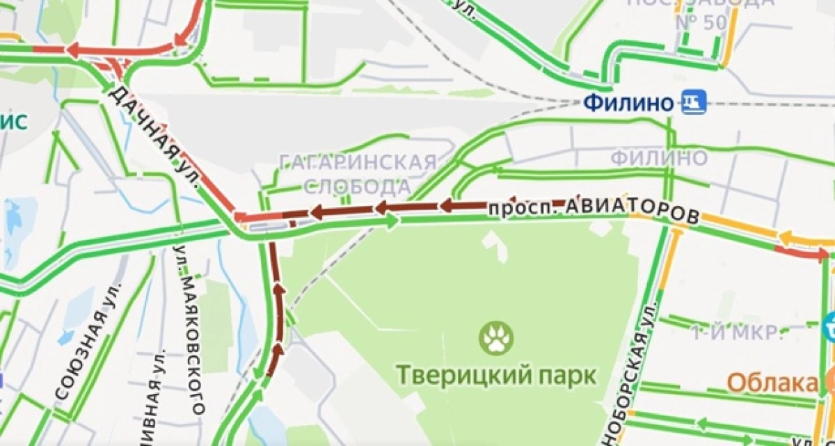 Ярославцы просят перенастроить светофор на «Школе 50» Ярославцы просят перенастроить светофор на «Школе 50»