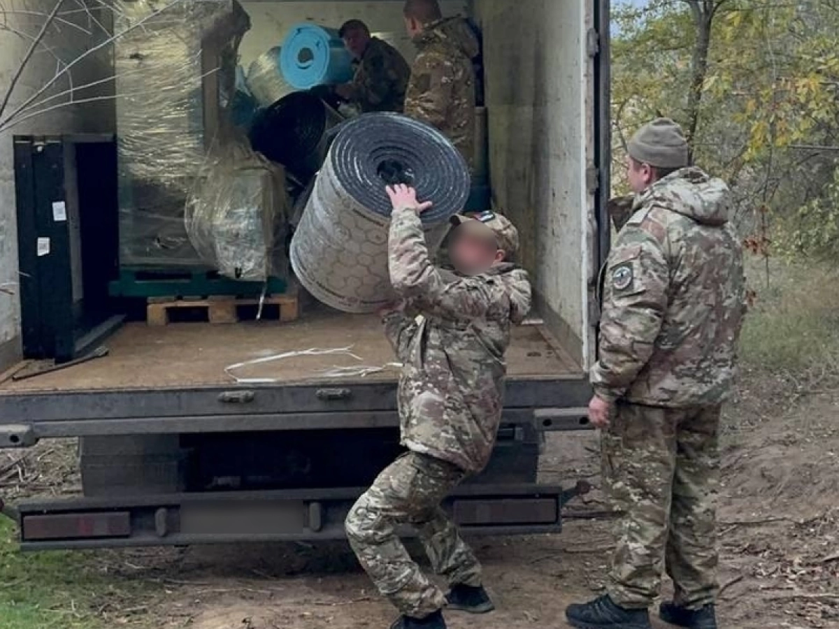 Илья Горохов показал, как живут наши бойцы в зоне СВО Илья Горохов показал, как живут наши бойцы в зоне СВО